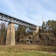 Zahr�dky - viadukt v Karb�