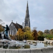 Den Engelske Kirke a Gefionspringvandet